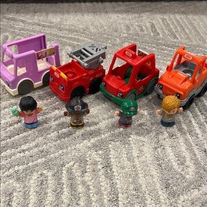 Fisher-Price Little People Toy Vehicle Set with Figures